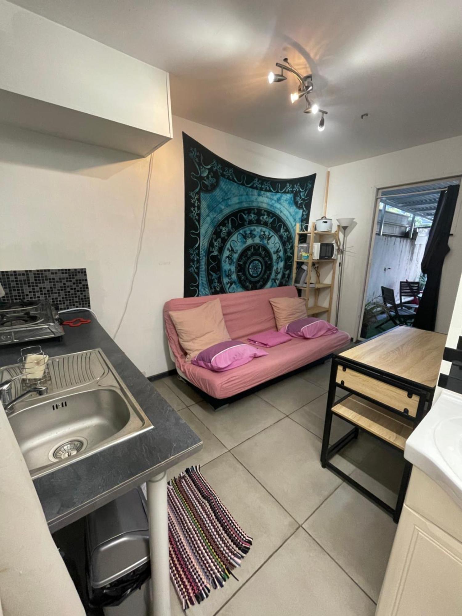 Mobilhome Pour 2 Personnes Ле-Тампон Экстерьер фото
